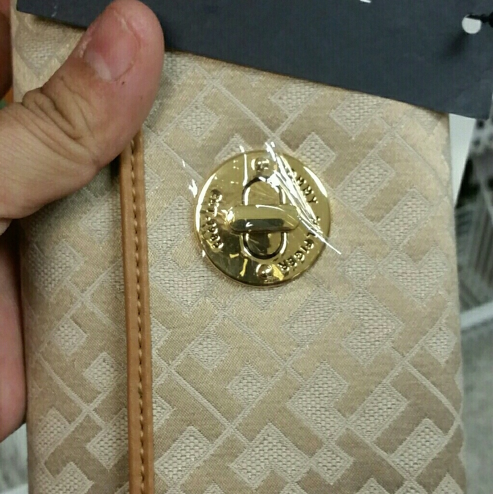 Th wallet